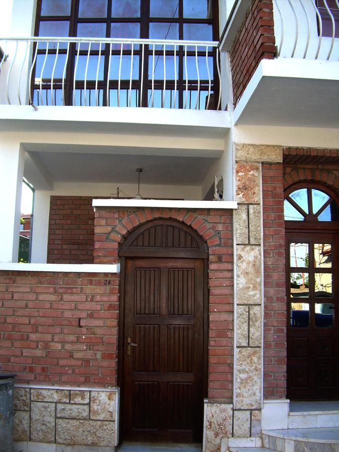 Family Hotel Rose Pavel Banya Esterno foto