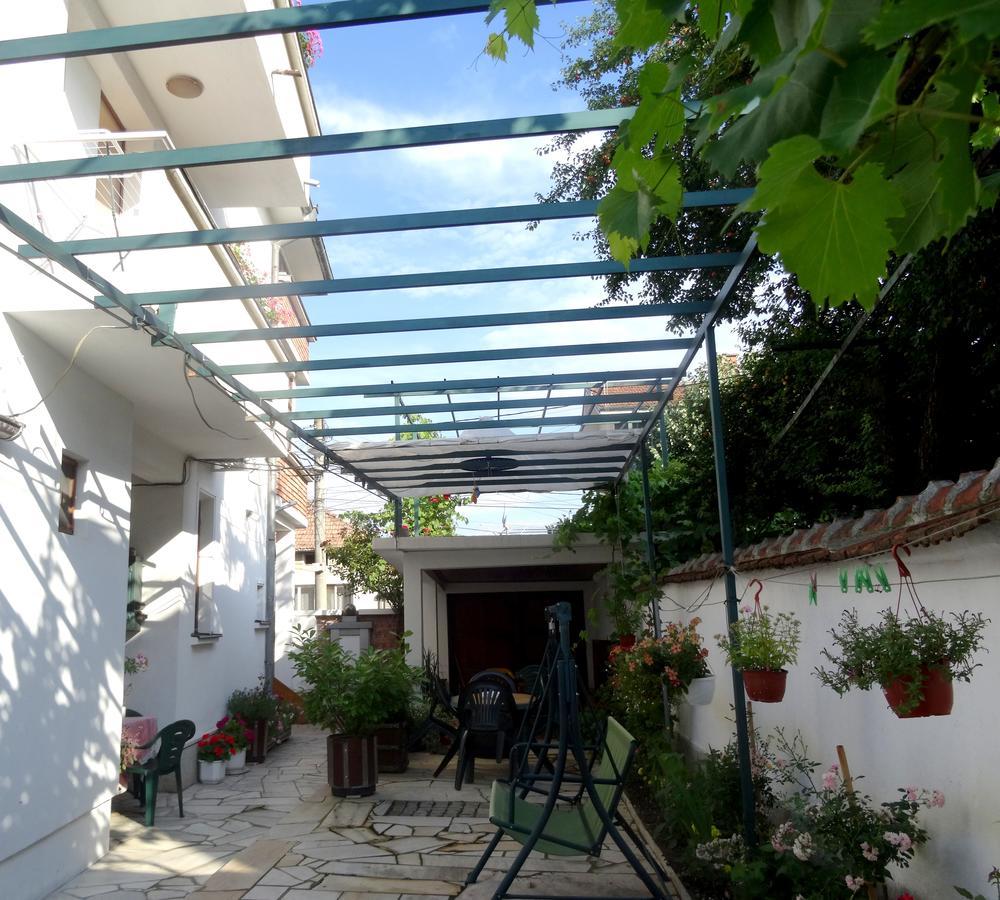 Family Hotel Rose Pavel Banya Esterno foto