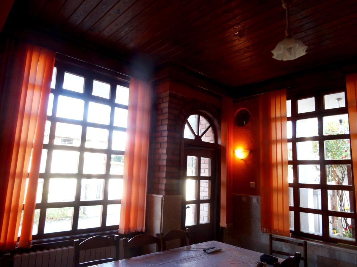 Family Hotel Rose Pavel Banya Esterno foto