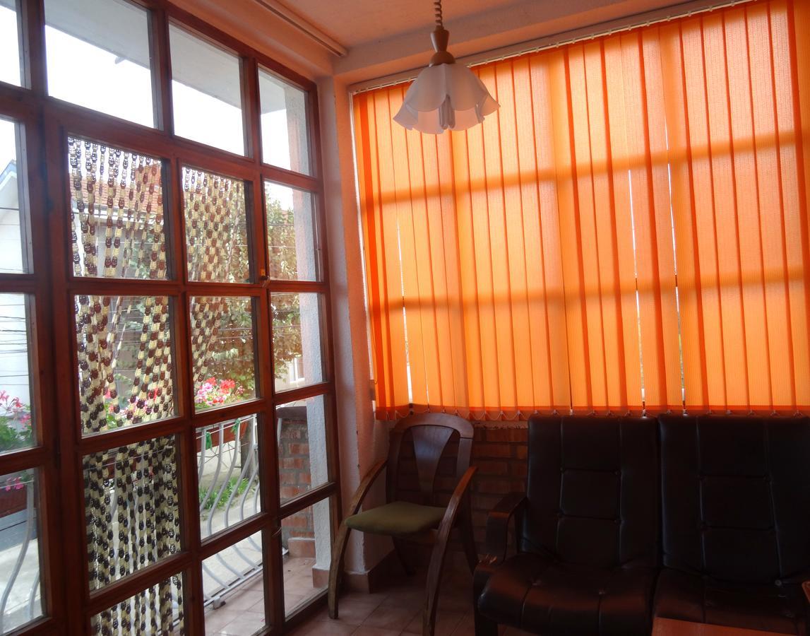 Family Hotel Rose Pavel Banya Esterno foto