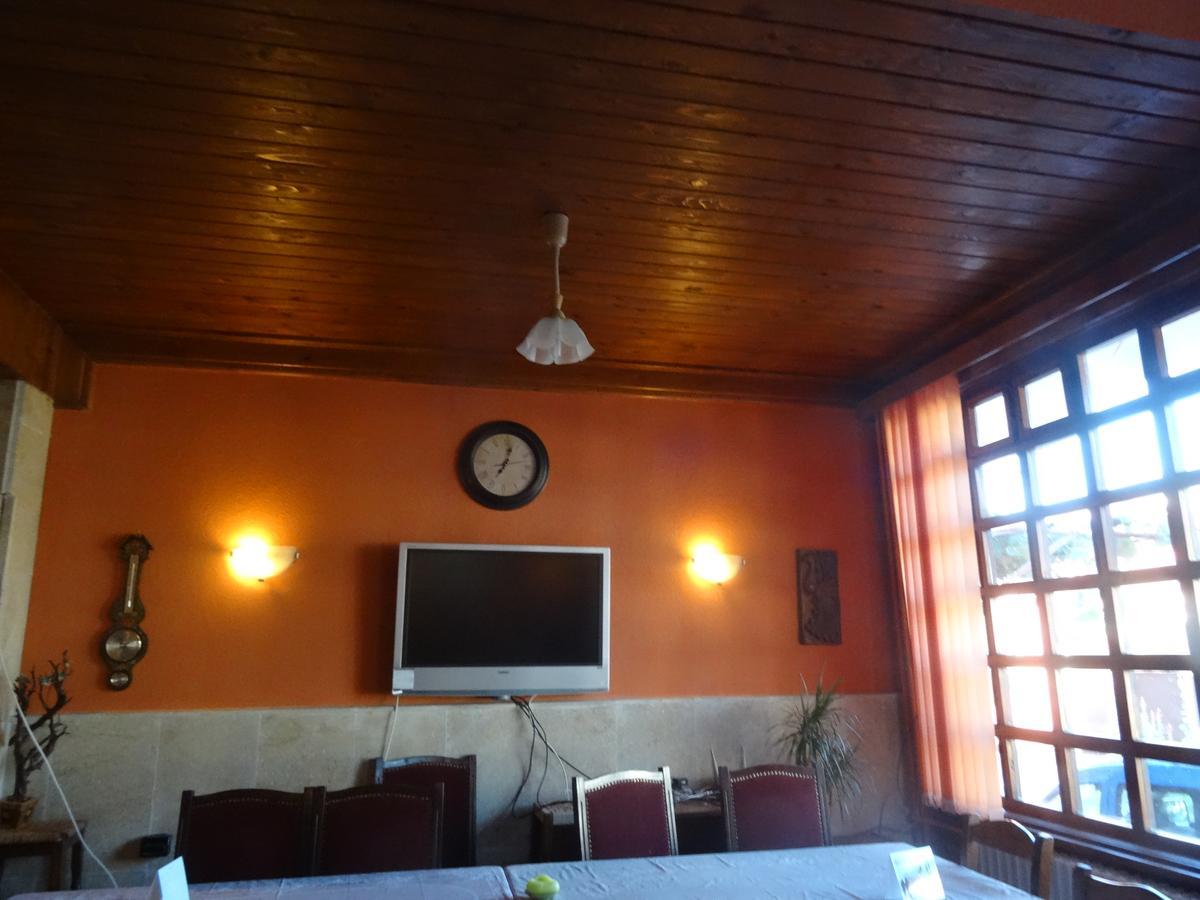 Family Hotel Rose Pavel Banya Esterno foto